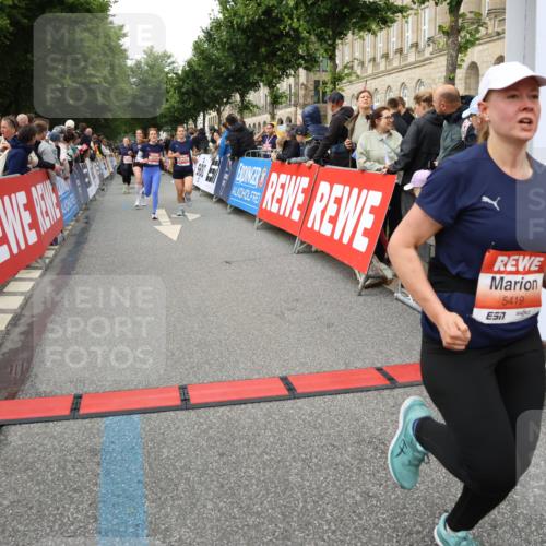 14.06.2026 - REWE Women's Run Strokosch-Dieckow http://msf.ph/oto/9766695 14.06.2026 11:01:20 Ziel 5041, 5087, 5262, 5270, 5315, 5326, 5419, 5421, 5455, 5603, 5771, 5948, 5952, 6025 meine-sportfotos.de