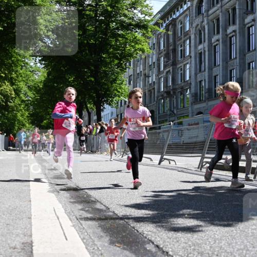14.06.2026 - REWE Women's Run J. Mangold http://msf.ph/oto/9766743 14.06.2026 11:38:15 Ziel 150, 161, 186, 195, 197, 210, 240, 332, 347, 353, 371 meine-sportfotos.de