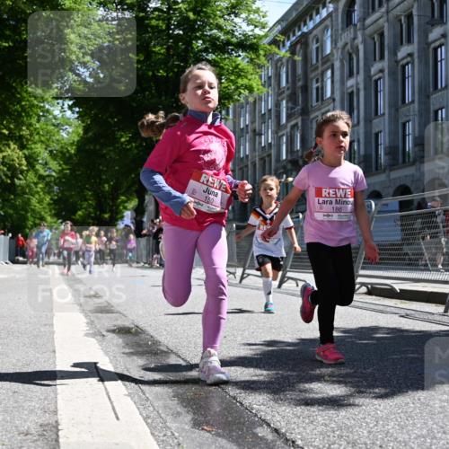 14.06.2026 - REWE Women's Run J. Mangold http://msf.ph/oto/9766750 14.06.2026 11:38:16 Ziel 150, 161, 186, 195, 197, 210, 240, 332, 347, 353, 371 meine-sportfotos.de