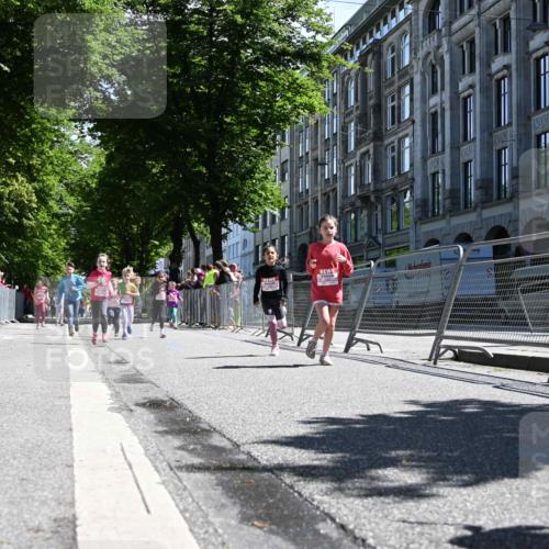 14.06.2026 - REWE Women's Run J. Mangold http://msf.ph/oto/9766770 14.06.2026 11:38:18 Ziel 134, 150, 161, 186, 195, 197, 210, 332, 347, 349, 371 meine-sportfotos.de