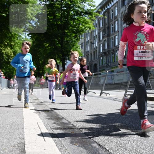 14.06.2026 - REWE Women's Run J. Mangold http://msf.ph/oto/9766814 14.06.2026 11:38:22 Ziel 109, 134, 143, 144, 161, 191, 195, 217, 242, 332, 349, 360 meine-sportfotos.de