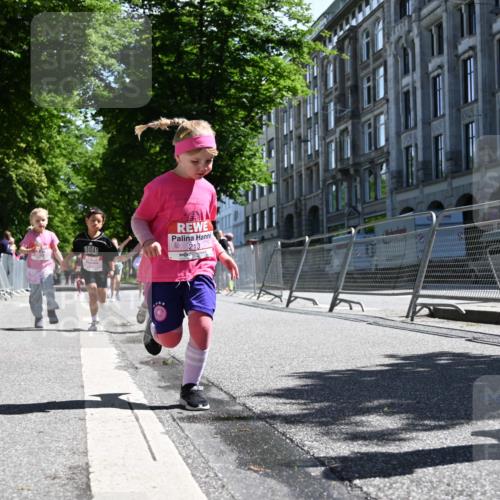 14.06.2026 - REWE Women's Run J. Mangold http://msf.ph/oto/9766888 14.06.2026 11:38:30 Ziel 109, 143, 144, 191, 213, 217, 219, 229, 230, 231, 285, 286, 308, 338 meine-sportfotos.de