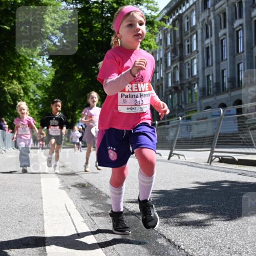 14.06.2026 - REWE Women's Run J. Mangold http://msf.ph/oto/9766892 14.06.2026 11:38:31 Ziel 109, 143, 144, 191, 213, 217, 219, 229, 230, 231, 285, 286, 308, 338 meine-sportfotos.de