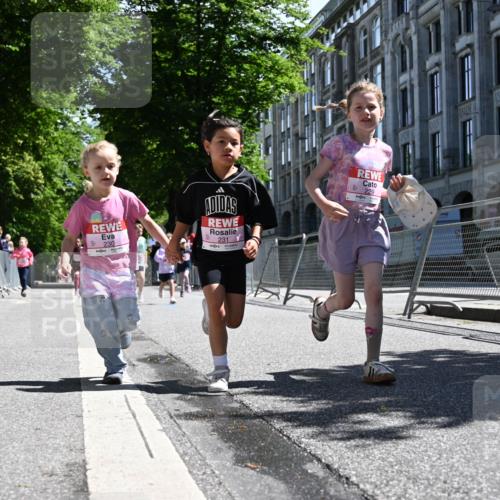 14.06.2026 - REWE Women's Run J. Mangold http://msf.ph/oto/9766906 14.06.2026 11:38:32 Ziel 109, 191, 213, 217, 219, 223, 229, 230, 231, 285, 286, 308, 338 meine-sportfotos.de