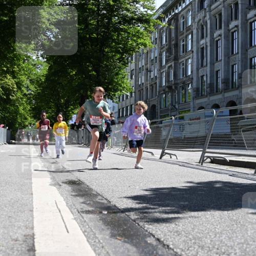 14.06.2026 - REWE Women's Run J. Mangold http://msf.ph/oto/9766928 14.06.2026 11:38:35 Ziel 147, 223, 229, 230, 231, 236, 285, 286, 287 meine-sportfotos.de