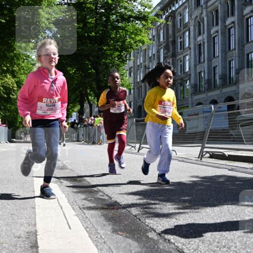 14.06.2026 - REWE Women's Run J. Mangold http://msf.ph/oto/9766962 14.06.2026 11:38:39 Ziel 115, 147, 223, 236, 285, 286, 287 meine-sportfotos.de