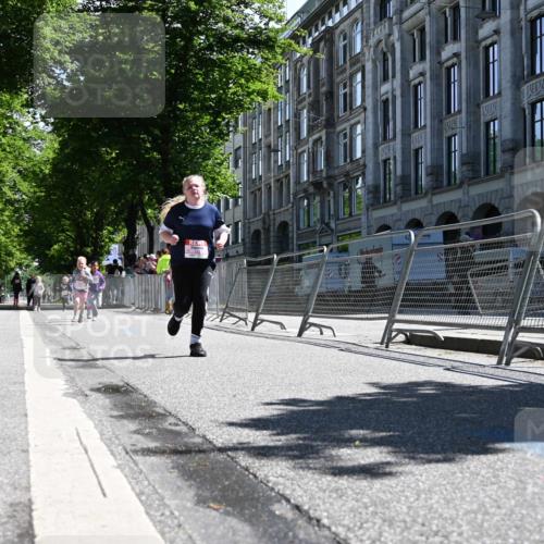 14.06.2026 - REWE Women's Run J. Mangold http://msf.ph/oto/9766974 14.06.2026 11:38:44 Ziel 115, 147, 202, 284, 287 meine-sportfotos.de