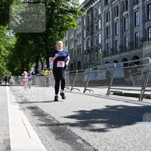 14.06.2026 - REWE Women's Run J. Mangold http://msf.ph/oto/9766980 14.06.2026 11:38:44 Ziel 115, 147, 202, 284, 287 meine-sportfotos.de