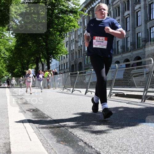 14.06.2026 - REWE Women's Run J. Mangold http://msf.ph/oto/9766988 14.06.2026 11:38:45 Ziel 115, 202, 284, 366 meine-sportfotos.de