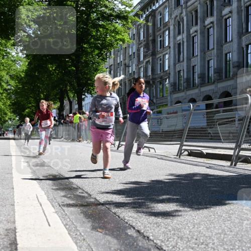 14.06.2026 - REWE Women's Run J. Mangold http://msf.ph/oto/9766991 14.06.2026 11:38:48 Ziel 115, 202, 243, 284, 291, 366 meine-sportfotos.de