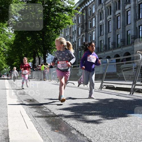 14.06.2026 - REWE Women's Run J. Mangold http://msf.ph/oto/9766993 14.06.2026 11:38:49 Ziel 115, 202, 243, 284, 291, 366 meine-sportfotos.de