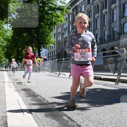 14.06.2026 - REWE Women's Run J. Mangold http://msf.ph/oto/9767003 14.06.2026 11:38:49 Ziel 115, 202, 243, 284, 291, 366 meine-sportfotos.de