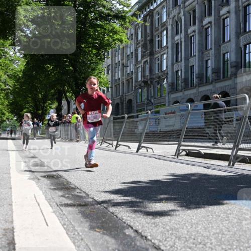 14.06.2026 - REWE Women's Run J. Mangold http://msf.ph/oto/9767011 14.06.2026 11:38:50 Ziel 202, 243, 284, 291, 366 meine-sportfotos.de