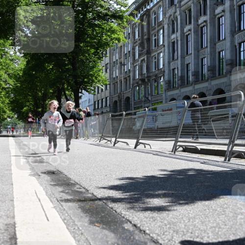 14.06.2026 - REWE Women's Run J. Mangold http://msf.ph/oto/9767033 14.06.2026 11:38:52 Ziel 202, 222, 243, 284, 291, 366 meine-sportfotos.de