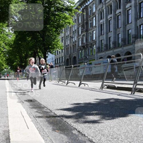 14.06.2026 - REWE Women's Run J. Mangold http://msf.ph/oto/9767035 14.06.2026 11:38:52 Ziel 202, 222, 243, 284, 291, 366 meine-sportfotos.de