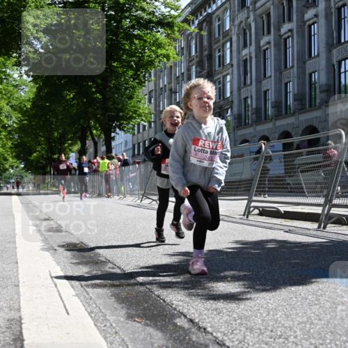 14.06.2026 - REWE Women's Run J. Mangold http://msf.ph/oto/9767042 14.06.2026 11:38:54 Ziel 218, 222, 243, 291, 366 meine-sportfotos.de