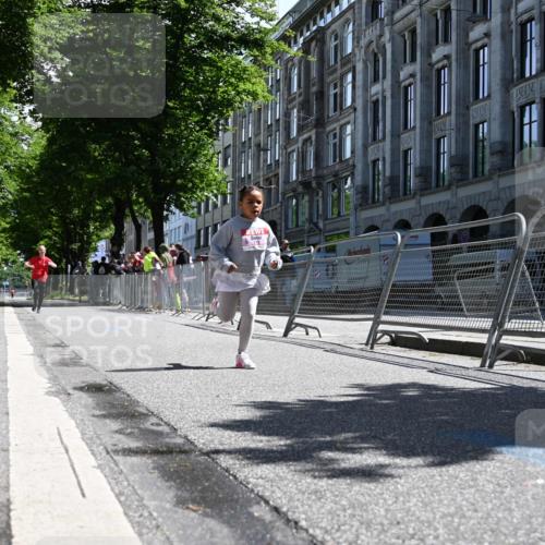 14.06.2026 - REWE Women's Run J. Mangold http://msf.ph/oto/9767082 14.06.2026 11:39:18 Ziel 118 meine-sportfotos.de
