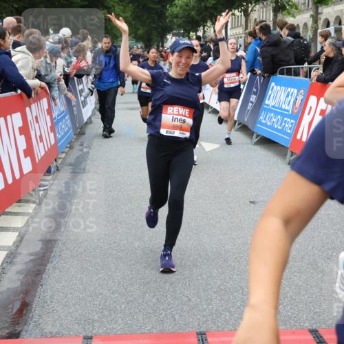 14.06.2026 - REWE Women's Run Strokosch-Dieckow http://msf.ph/oto/9768068 14.06.2026 11:00:14 Ziel 5101, 5274, 5284, 5286, 5526, 5792, 5801, 5821, 5892, 5930, 5954, 6035 meine-sportfotos.de
