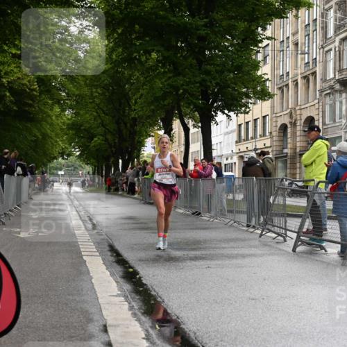 14.06.2026 - REWE Women's Run J. Mangold http://msf.ph/oto/9768236 14.06.2026 09:42:47 Ziel 10080, 10992 meine-sportfotos.de