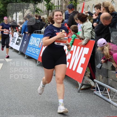 14.06.2026 - REWE Women's Run Strokosch-Dieckow http://msf.ph/oto/9768976 14.06.2026 10:59:37 Ziel 5032, 5117, 5404, 5409, 5418, 5590, 5701, 6016 meine-sportfotos.de