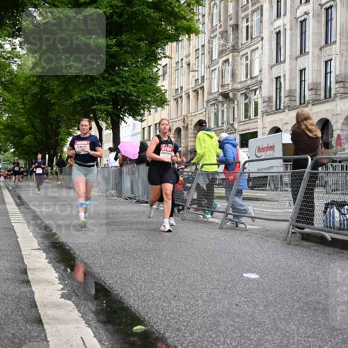 14.06.2026 - REWE Women's Run J. Mangold http://msf.ph/oto/9769322 14.06.2026 09:52:04 Ziel 10230, 10286, 10870, 11135 meine-sportfotos.de
