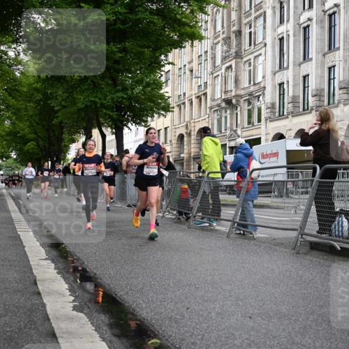 14.06.2026 - REWE Women's Run J. Mangold http://msf.ph/oto/9770056 14.06.2026 09:54:46 Ziel 10154, 10352, 10526, 11056, 11238, 11266, 11335 meine-sportfotos.de