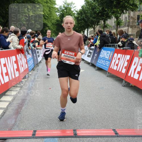 14.06.2026 - REWE Women's Run Strokosch-Dieckow http://msf.ph/oto/9770316 14.06.2026 10:56:54 Ziel 5023, 5070, 5219, 5571, 5583, 6023, 6053 meine-sportfotos.de