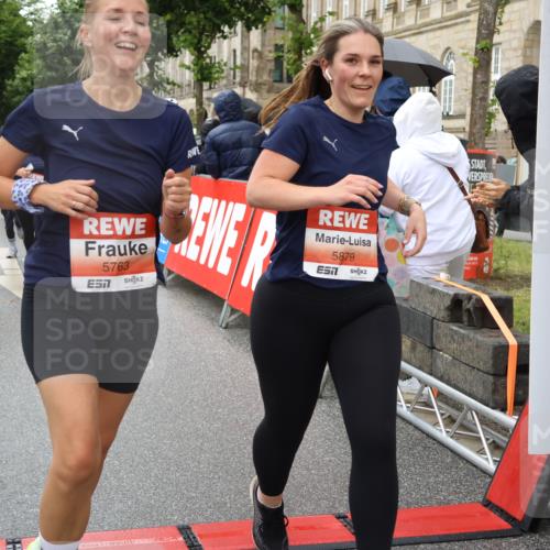 14.06.2026 - REWE Women's Run Strokosch-Dieckow http://msf.ph/oto/9771469 14.06.2026 11:11:00 Ziel 5123, 5124, 5125, 5126, 5127, 5254, 5316, 5554, 5724, 5763, 5830, 5831, 5879, 5915 meine-sportfotos.de