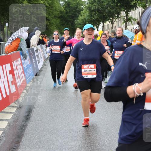 14.06.2026 - REWE Women's Run Strokosch-Dieckow http://msf.ph/oto/9772208 14.06.2026 11:10:01 Ziel 5060, 5061, 5063, 5145, 5197, 5246, 5278, 5465, 5472, 5533, 5559, 5770, 5855, 5902, 5926 meine-sportfotos.de