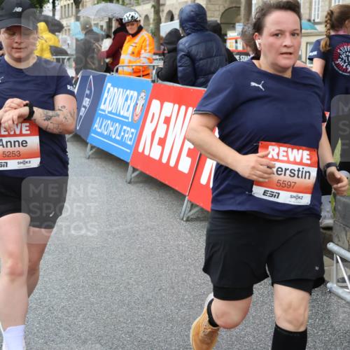 14.06.2026 - REWE Women's Run Strokosch-Dieckow http://msf.ph/oto/9774039 14.06.2026 11:08:26 Ziel 5016, 5019, 5175, 5201, 5206, 5253, 5411, 5478, 5597, 5807, 5875, 5900, 5949 meine-sportfotos.de