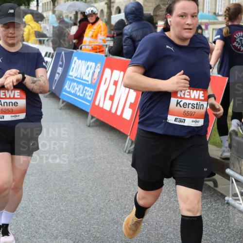 14.06.2026 - REWE Women's Run Strokosch-Dieckow http://msf.ph/oto/9774050 14.06.2026 11:08:26 Ziel 5016, 5019, 5175, 5201, 5206, 5253, 5411, 5478, 5597, 5807, 5875, 5900, 5949 meine-sportfotos.de