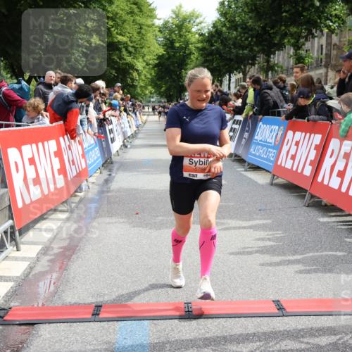 14.06.2026 - REWE Women's Run Strokosch-Dieckow http://msf.ph/oto/9774059 14.06.2026 10:53:47 Ziel 5786 meine-sportfotos.de