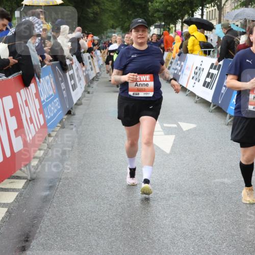 14.06.2026 - REWE Women's Run Strokosch-Dieckow http://msf.ph/oto/9774111 14.06.2026 11:08:25 Ziel 5016, 5019, 5201, 5206, 5253, 5478, 5597, 5807 meine-sportfotos.de