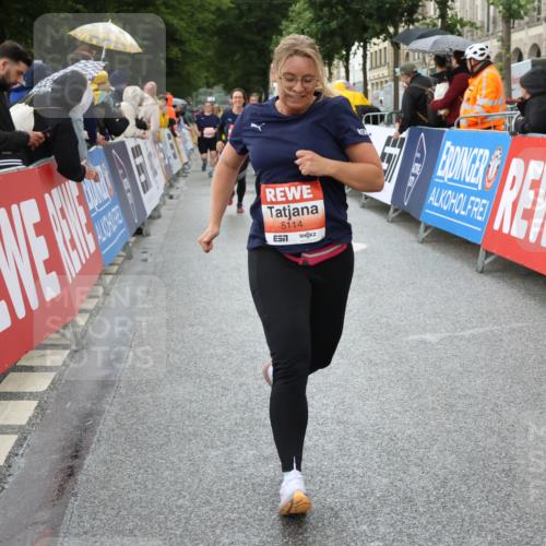 14.06.2026 - REWE Women's Run Strokosch-Dieckow http://msf.ph/oto/9774890 14.06.2026 11:07:54 Ziel 5114, 5327, 5384, 5385, 5908, 5909 meine-sportfotos.de