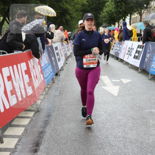 14.06.2026 - REWE Women's Run Strokosch-Dieckow http://msf.ph/oto/9775279 14.06.2026 11:07:33 Ziel 5118, 5190, 5319, 5369, 5412, 5476, 5630, 5728, 5808, 5895, 6065 meine-sportfotos.de