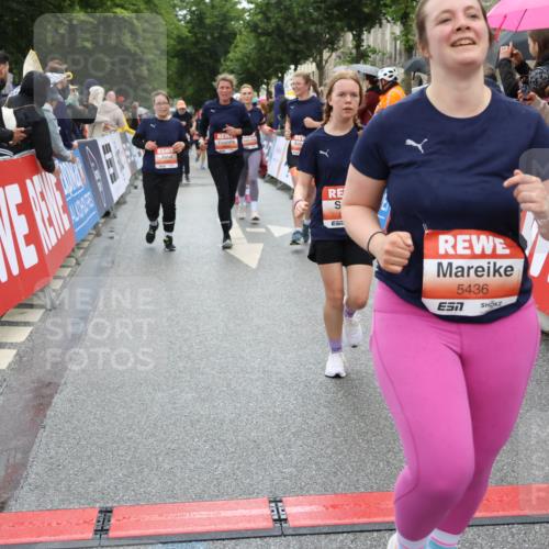 14.06.2026 - REWE Women's Run Strokosch-Dieckow http://msf.ph/oto/9775982 14.06.2026 11:06:46 Ziel 5084, 5288, 5395, 5436, 5501, 5535, 5605, 5722, 5775, 5956, 5958, 6067 meine-sportfotos.de