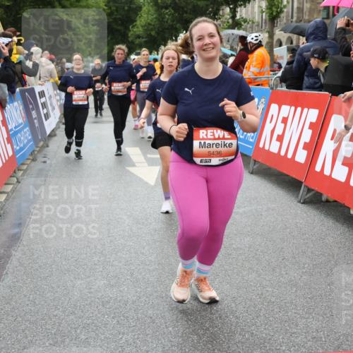 14.06.2026 - REWE Women's Run Strokosch-Dieckow http://msf.ph/oto/9776012 14.06.2026 11:06:46 Ziel 5084, 5288, 5395, 5436, 5501, 5535, 5605, 5722, 5775, 5956, 5958, 6067 meine-sportfotos.de