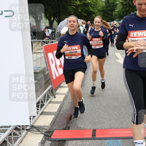 14.06.2026 - REWE Women's Run Strokosch-Dieckow http://msf.ph/oto/9776706 14.06.2026 11:05:38 Ziel 5078, 5138, 5156, 5174, 5177, 5178, 5198, 5210, 5237, 5592, 5626, 5765, 5888, 5939, 6010 meine-sportfotos.de