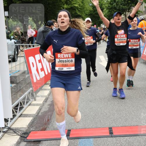 14.06.2026 - REWE Women's Run Strokosch-Dieckow http://msf.ph/oto/9777559 14.06.2026 11:04:39 Ziel 5044, 5045, 5183, 5203, 5212, 5238, 5272, 5289, 5290, 5294, 5346, 5349, 5350, 5392, 5417, 5471, 5474, 5611, 5633, 5826, 5863, 5889, 5934, 5984 meine-sportfotos.de