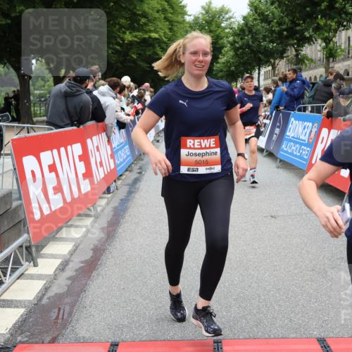 14.06.2026 - REWE Women's Run Strokosch-Dieckow http://msf.ph/oto/9777881 14.06.2026 11:04:15 Ziel 5014, 5015, 5017, 5551, 5684, 5774, 5876, 5893, 5920, 6000, 6042, 6046, 6047 meine-sportfotos.de