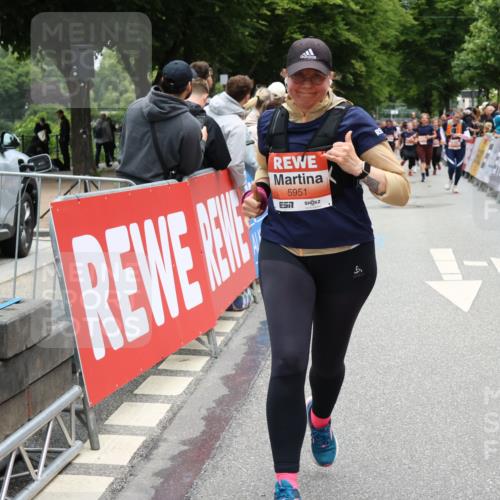 14.06.2026 - REWE Women's Run Strokosch-Dieckow http://msf.ph/oto/9778101 14.06.2026 11:03:56 Ziel 5030, 5457, 5660, 5951 meine-sportfotos.de