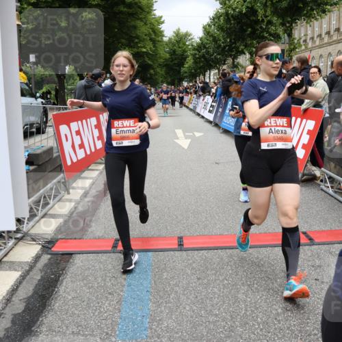 14.06.2026 - REWE Women's Run Strokosch-Dieckow http://msf.ph/oto/9778568 14.06.2026 11:03:27 Ziel 5292, 5293, 5345, 5367, 5449, 5460, 5736, 5783, 5784, 5813, 5866, 5957, 5983, 5988 meine-sportfotos.de