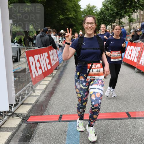14.06.2026 - REWE Women's Run Strokosch-Dieckow http://msf.ph/oto/9779206 14.06.2026 11:02:52 Ziel 5179, 5243, 5260, 5372, 5373, 5428, 5503, 5521, 5528, 5529, 5530, 5540, 5567, 5572, 5644, 5650, 5704, 5814, 5935, 5991 meine-sportfotos.de