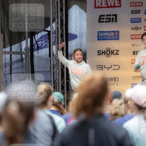 14.06.2026 - REWE Women's Run Michael Strokosch http://msf.ph/oto/9779452 14.06.2026 08:33:37 Laufen 51, 7, 34, 34, 5, 5, 5 meine-sportfotos.de