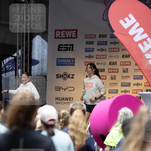 14.06.2026 - REWE Women's Run Michael Strokosch http://msf.ph/oto/9779459 14.06.2026 08:33:39 Laufen 51, 4, 5, 34, 3, 3, 7, 5, 5, 7 meine-sportfotos.de