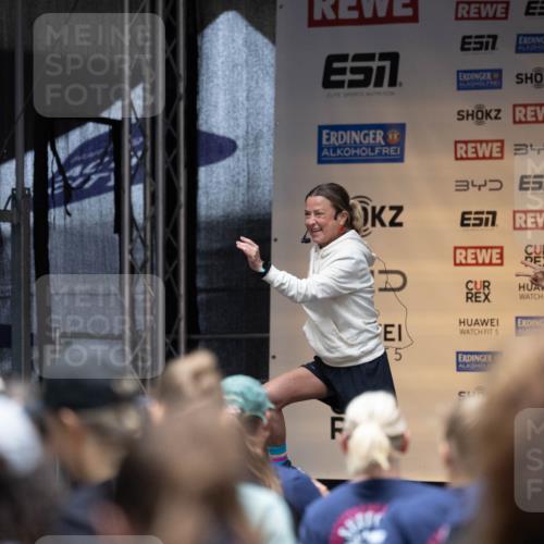14.06.2026 - REWE Women's Run Michael Strokosch http://msf.ph/oto/9779472 14.06.2026 08:33:46 Laufen 7, 34, 3, 5, 5, 5 meine-sportfotos.de