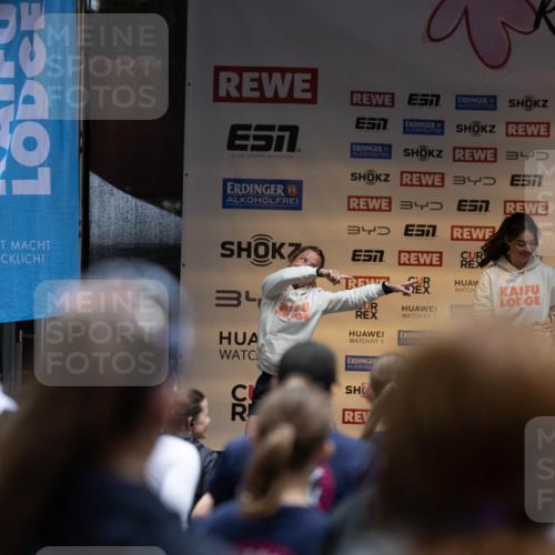 14.06.2026 - REWE Women's Run Michael Strokosch http://msf.ph/oto/9779477 14.06.2026 08:33:57 Laufen 3, 3, 5, 5, 34744, 5 meine-sportfotos.de