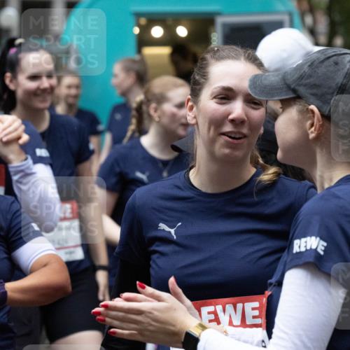 14.06.2026 - REWE Women's Run Michael Strokosch http://msf.ph/oto/9779553 14.06.2026 08:40:16 Laufen  meine-sportfotos.de