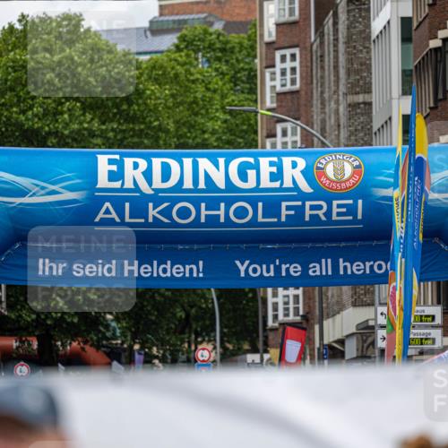 14.06.2026 - REWE Women's Run Michael Strokosch http://msf.ph/oto/9779571 14.06.2026 08:47:10 Laufen 00, 600, 190 meine-sportfotos.de