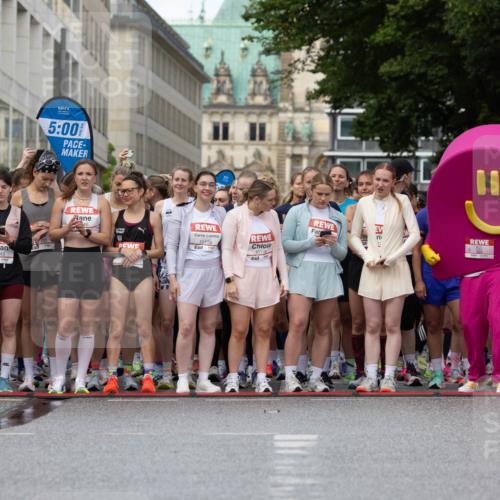 14.06.2026 - REWE Women's Run Michael Strokosch http://msf.ph/oto/9779634 14.06.2026 08:57:43 Laufen 11319, 10843, 57, 5, 00, 10136, 11471 meine-sportfotos.de